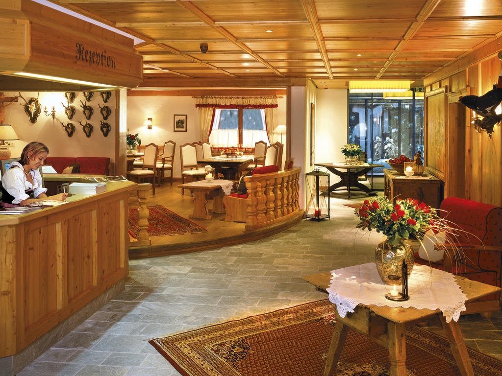 Hotel Zinnkrugl 阿尔班多夫 外观 照片
